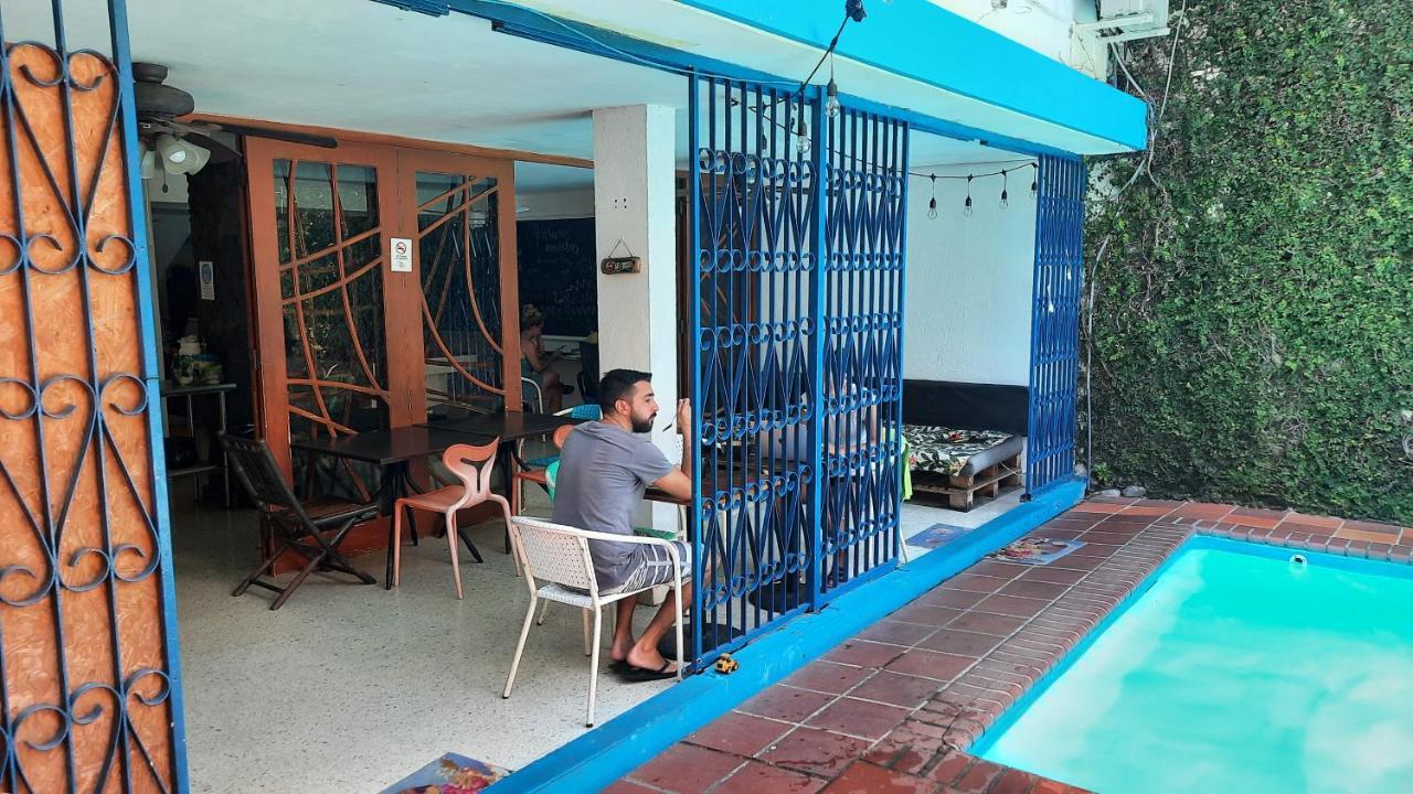 Hostal Yoha Panama City Exterior photo